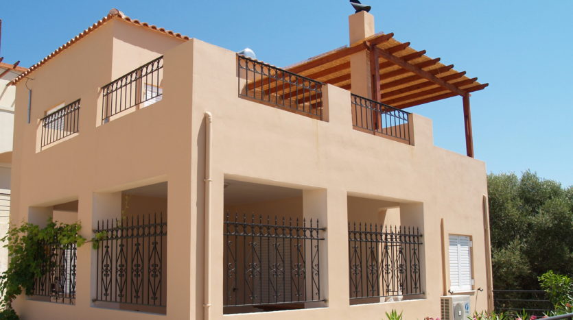 lake-kournas-villa-sales